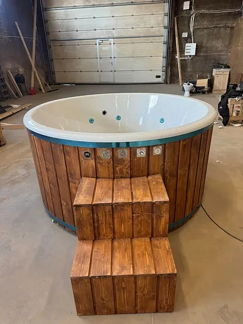White interior tub with steps in the workshop